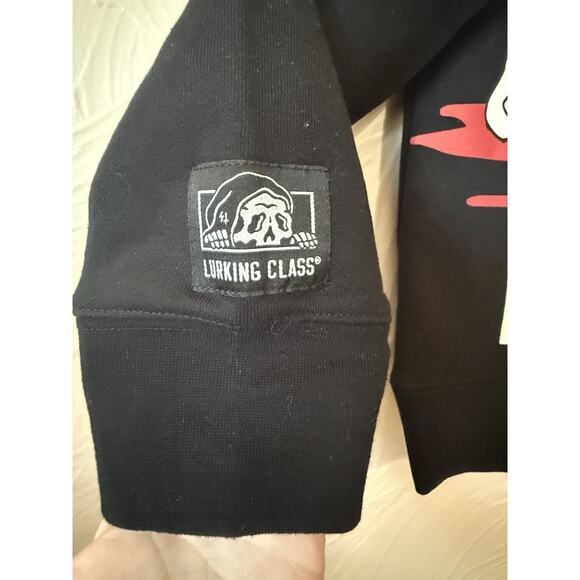 Lurking Class No Masters Sweatshirt Black Skull Flame Graphic Pullover Men’s S - Picture 2 of 5